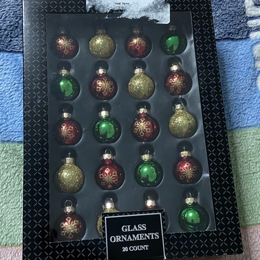 RAUCH 20PC. Set Glass Christmas Ornaments